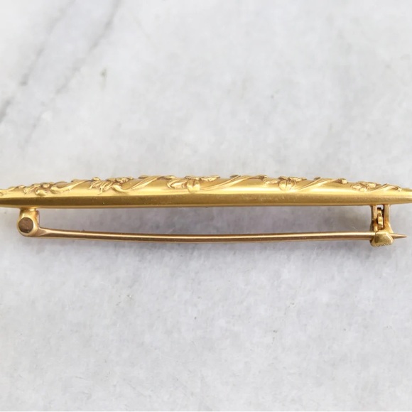 Antique 14K Gold Floral Bar Pin - Picture 4 of 7
